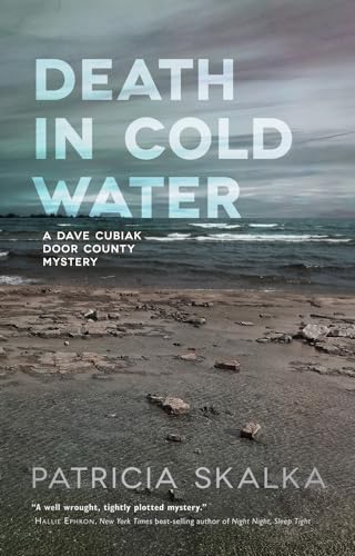 cover image Death in Cold Water: A Dave Cubiak Door County Mystery