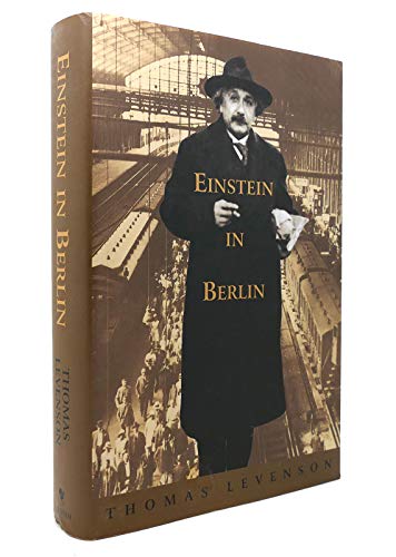 cover image EINSTEIN IN BERLIN
