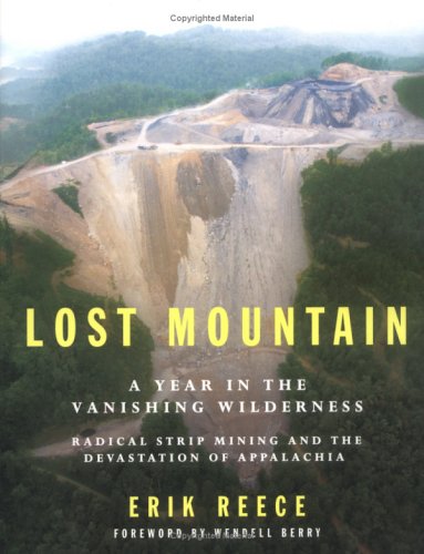 cover image Lost Mountain: A Year in the Vanishing Wilderness