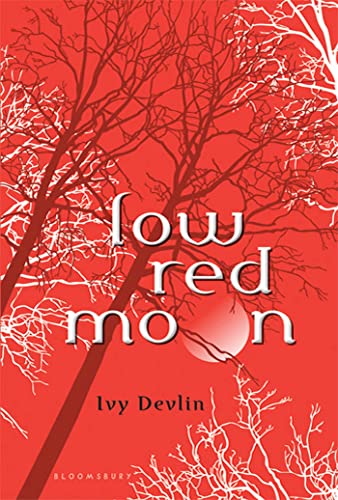 cover image Low Red Moon