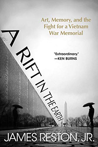 cover image A Rift in the Earth: Art, Memory, and the Fight for a Vietnam War Memorial