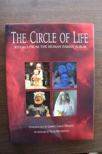 cover image The Circle of Life: Rituals from the Human Family Album