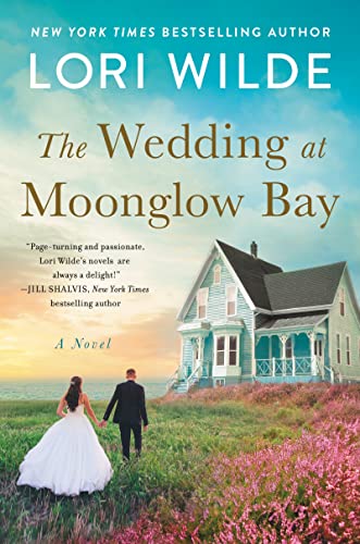 cover image The Wedding at Moonglow Bay