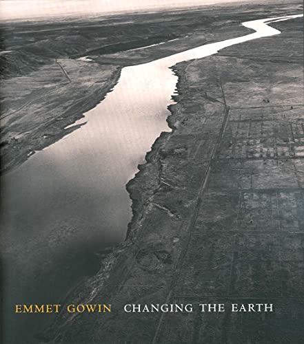 cover image Emmet Gowin: Changing the Earth