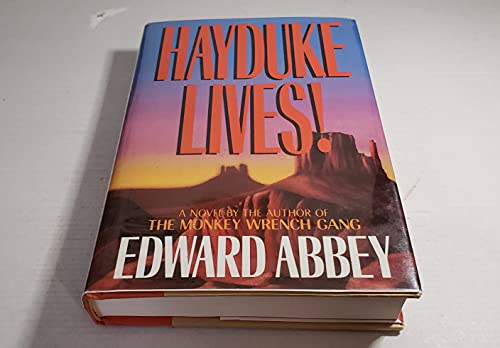 cover image Hayduke Lives!
