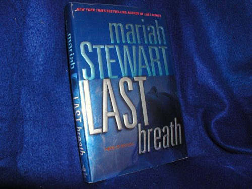 cover image Last Breath: A Novel of Suspense