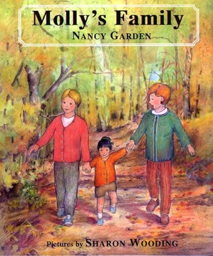 cover image MOLLY'S FAMILY