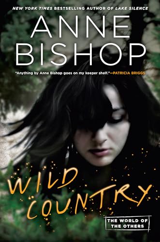 cover image Wild Country (World of the Others #2)