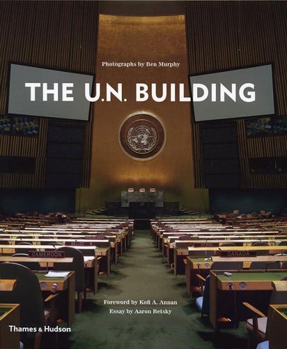 cover image The U.N. Building