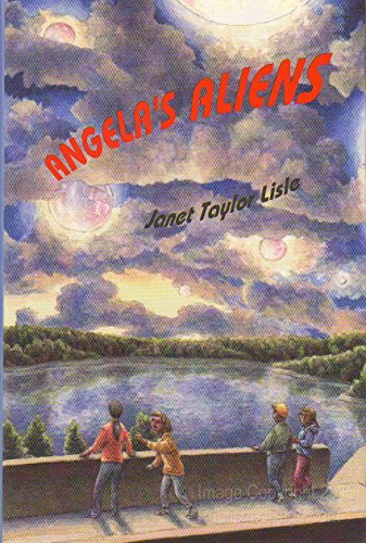 cover image Angelas Aliens