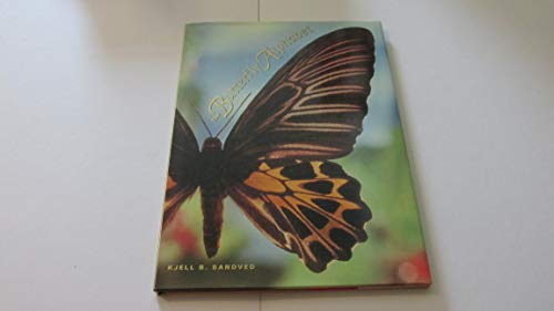cover image The Butterfly Alphabet: Photographs