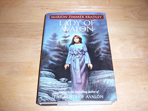 cover image Lady of Avalon