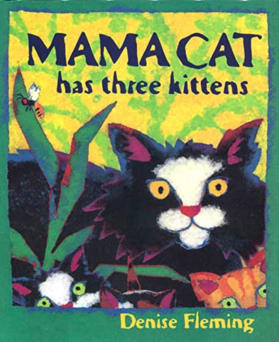 cover image Mama Cat Has Three Kittens