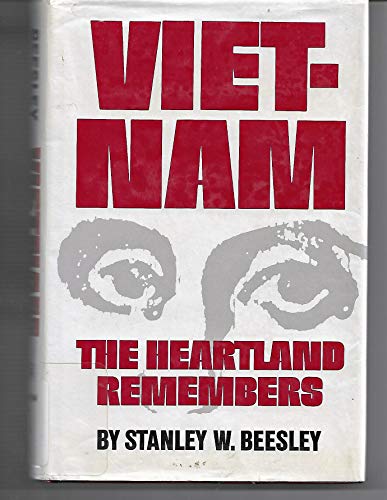 cover image Vietnam: The Heartland Remembers
