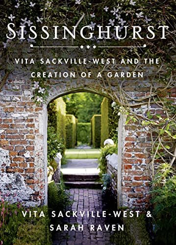 cover image Sissinghurst: Vita-Sackville West and the Creation of a Garden