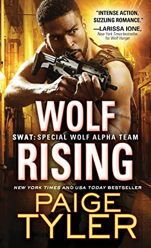 cover image Wolf Rising