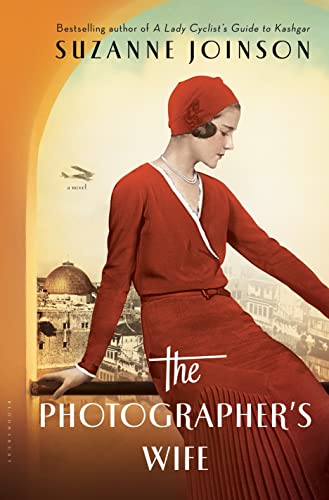 cover image The Photographer’s Wife