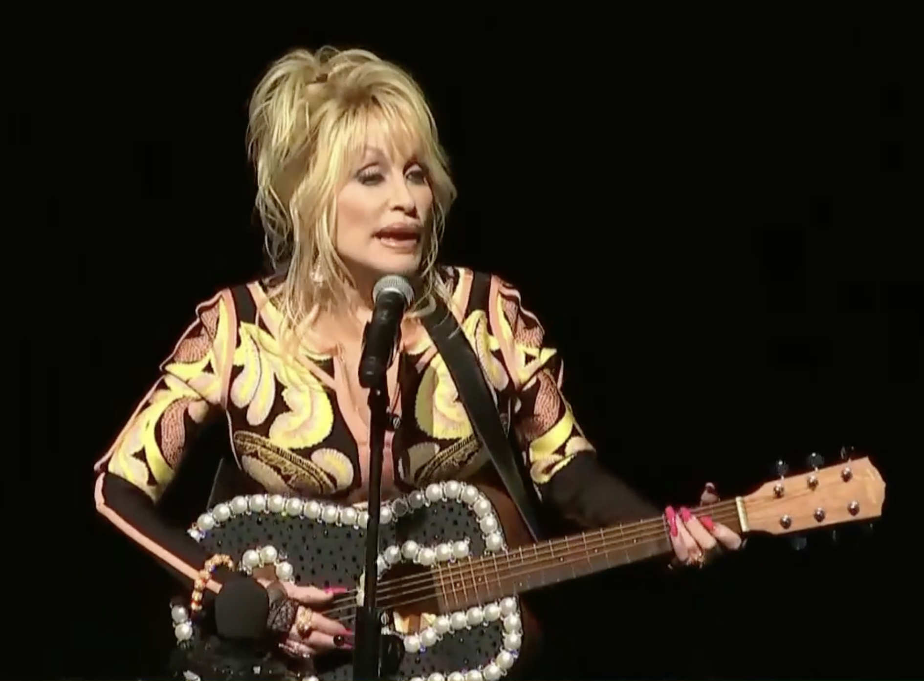 Dolly Parton's Imagination Library Expands National Reach