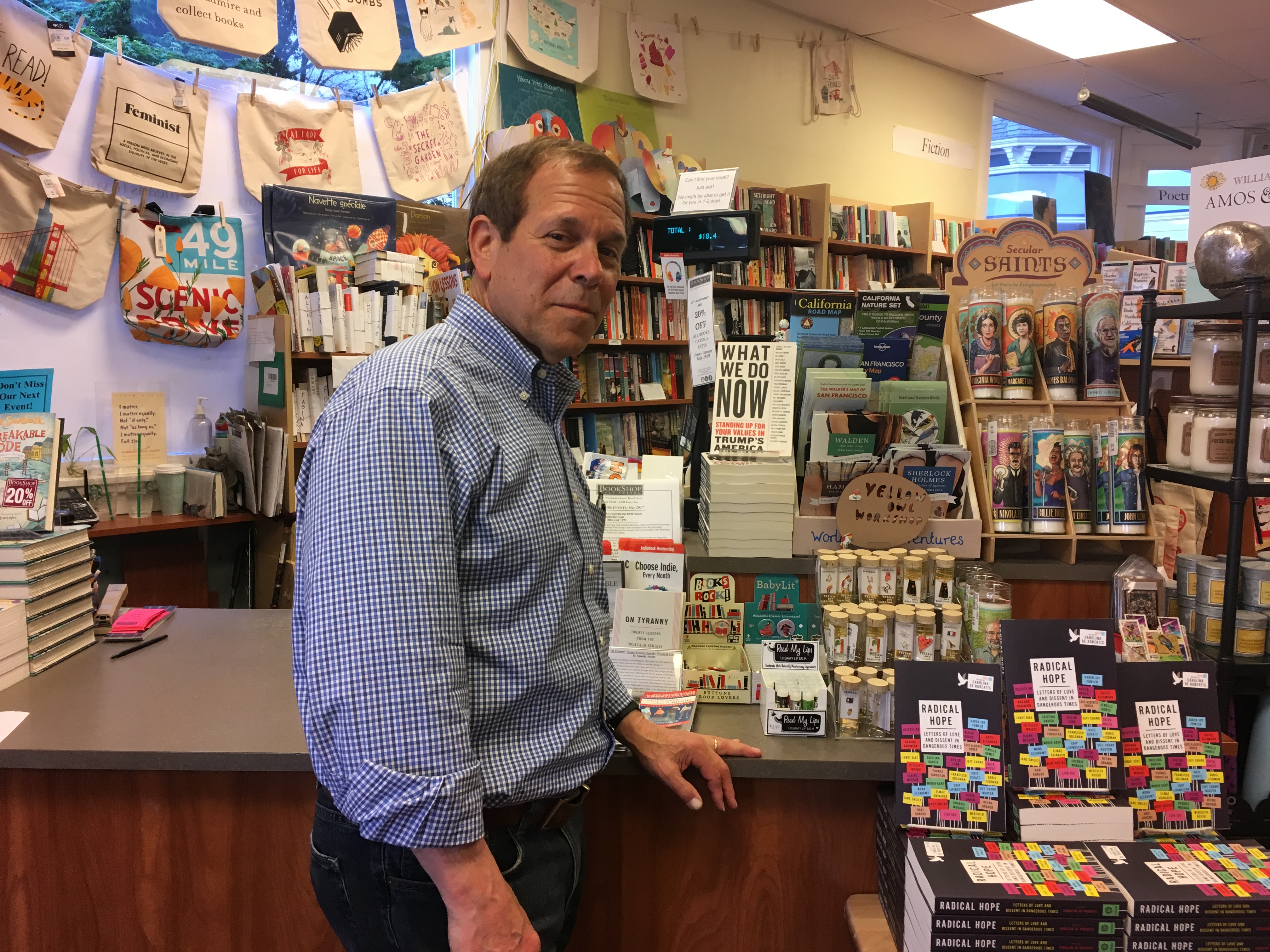 Neal Sofman, Longtime Bookstore Owner, Dies at 75